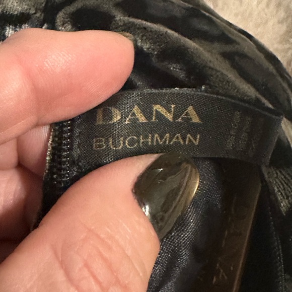 Dana Buchman Black Leopard Velvet Wristlet - Picture 7 of 8